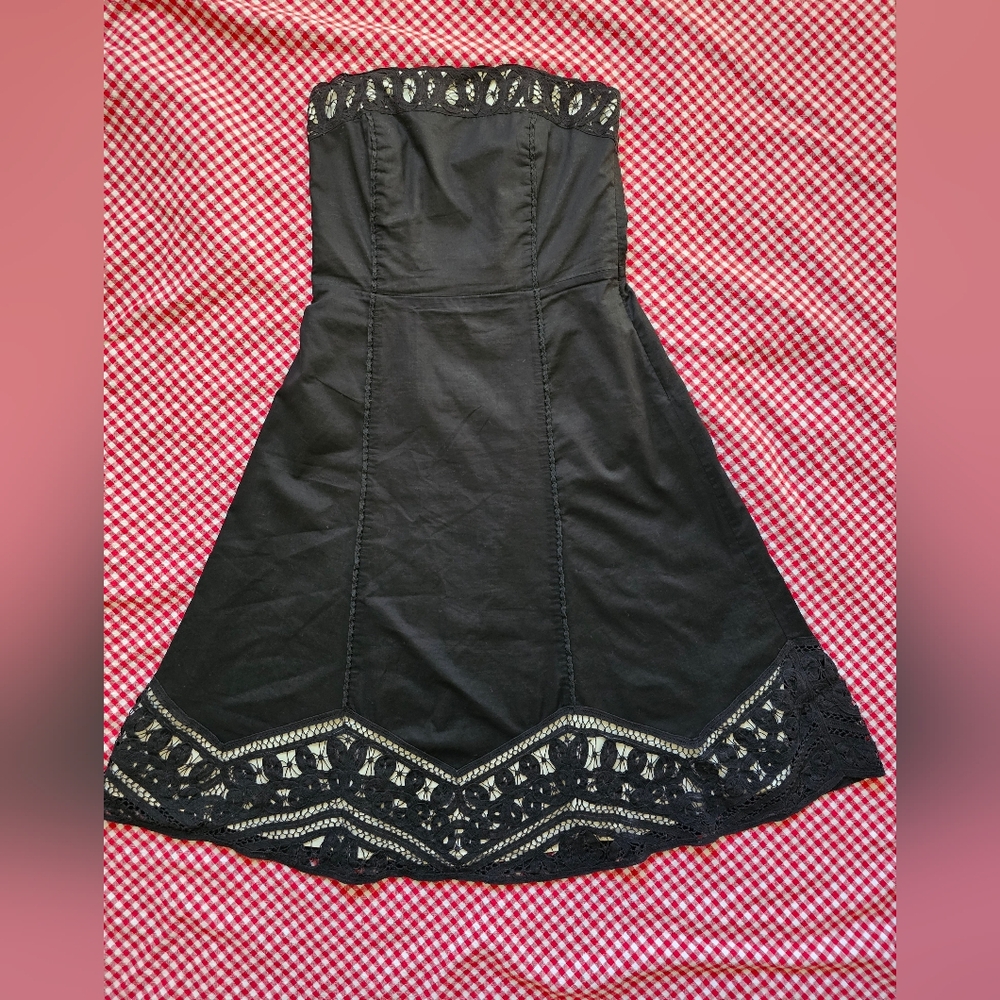 White House Black Market Black Lace-Hem A-Line Women's Dress  LBD Size 8